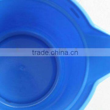 Plastic Cleaning Bucket With Spout and Metal Handle