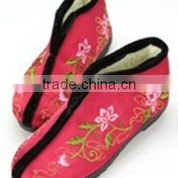 warmly women's shoe from China