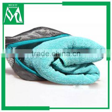 custom sports towel poacked with bag