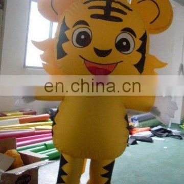 attractive inflatable moving cartoon sostume