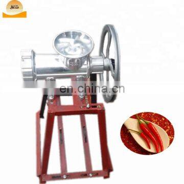 Mini commercial red dry chilli pepper grinder machine for paprika cutting grinding and milling