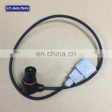 Auto Engine Crankshaft Position Sensor 10720938 06A906433C For Audi A4 A6 A8 TT Skoda VW Seat 0261210147