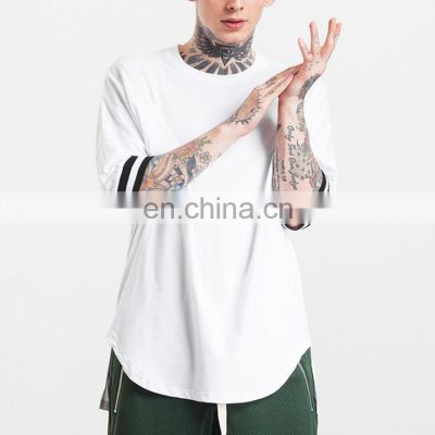 2021 T-shirts Sourcing Fashion Rock White Streetwear Plus Size Long Tail Rounded Hem T shirt