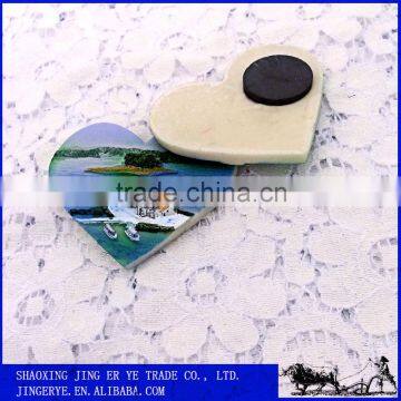 Realistic Custom Tourist Souvenir 3D Resin Fridge Magnets Heart Shape photo-3