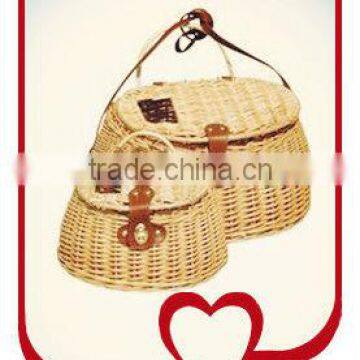 wicker pet basket with strap/lid willow storage basket