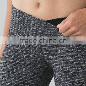 Wholesale Custom Sexy Women Breathable Skinny Yoga Pants in 2015 photo-2