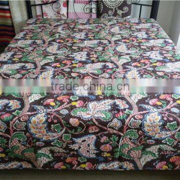 Europe and America style Printed Cotton quilt made in Pujiang Zhejiang China