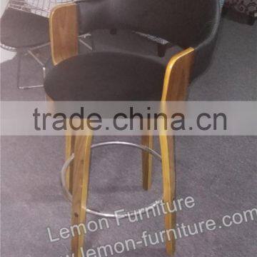 China foshan 2013 bent plywood wooden bar chairs with leather cushion