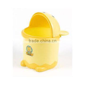 Plastic Garbage Bin photo-1