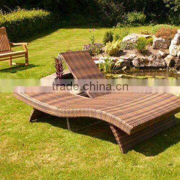 Modern PE rattan lounger