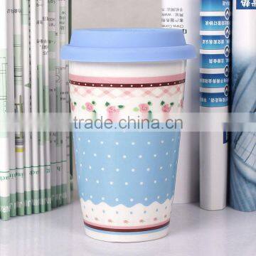 ceramics mug with silicon lid and sleeve