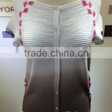 2015 new fashion young lady sweater with short sleeve cardigan in white