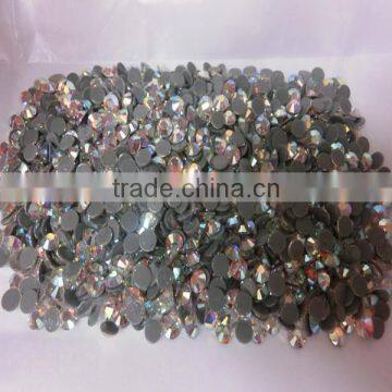 China factory shiny lead free and multi size flat back hot fix rhinestone for garment