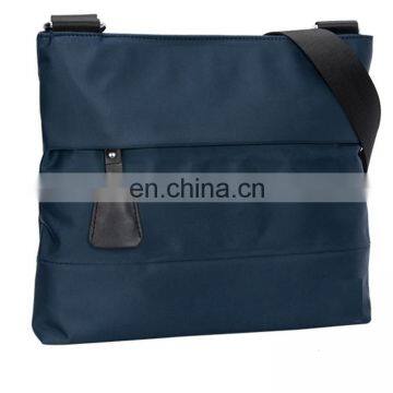 2015 high quality small plain briefcases men bag in China