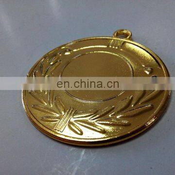 Wholesale Oliver Leaf Blank Iron Medal in Shiny gold Plating