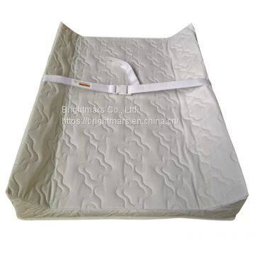 U-Shape Change Mat (Non-Phthalate) photo-2