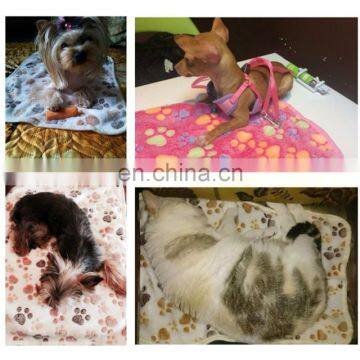 Pet Dog Blanket Warm Fleece Fabric Mat Paw Print for Small and Medium Dogs Blanket photo-5