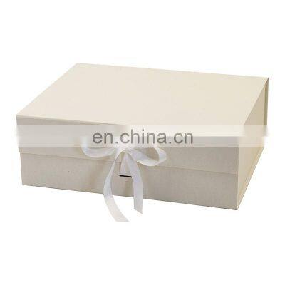 Luxury low MOQ available custom printing ivory color bridesmaid proposal gift box wholesale