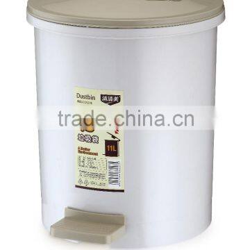 10L Novelty Foot pedal Plastic Trash Can