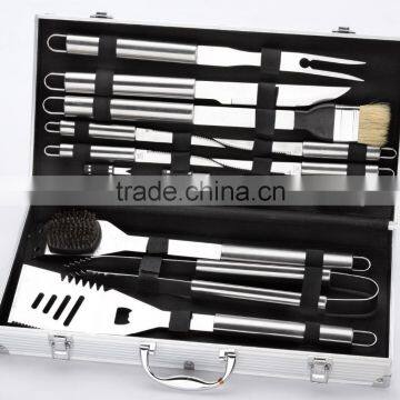 yangjiang factory manufacture stainless steel 18pcs bbq tools