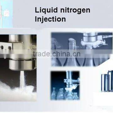 Liquid Nitrogen injector for juice bottle