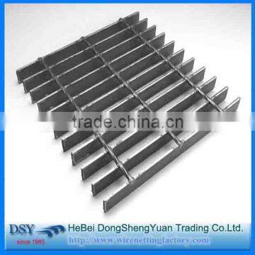 China heavy duty flooring galvanized steel grating