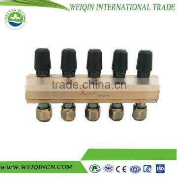 Brass Manifold DN25 or 32 With Automatic Thermostatic Valve Manifold Gauge no Lecking Made in China photo-4