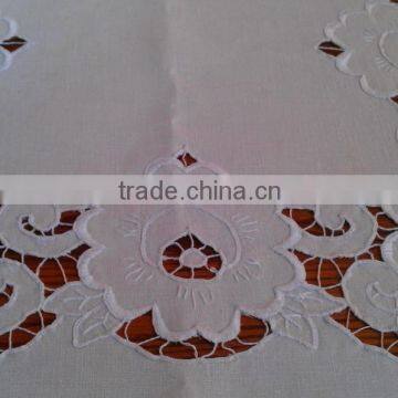 Hand Embroidered Linen Table Cloth No.12 photo-5