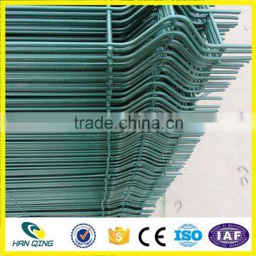 Express Triangular Bending Wire Mesh Fence photo-2