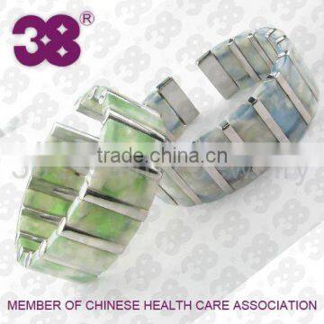 wholesale Lucite fashionable bangle