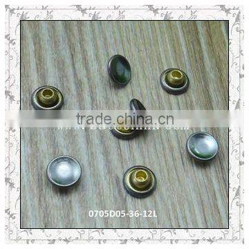 Garment accessories metal push rivet