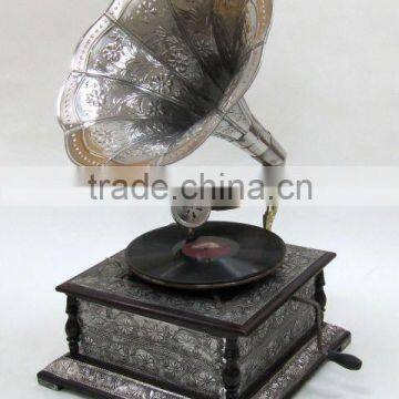 Antique Gramophone / Phonograph / Imitation Art