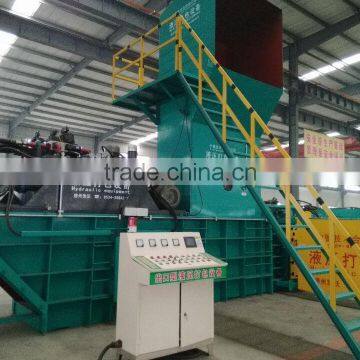 Automatic Hydraulic Waste Paper, Cardboard, PET Baler With Conveyor photo-3