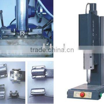 ultrasonic riveting machine