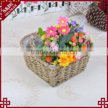 Decoration shallow mouth design straw woven heart shaped flower pot