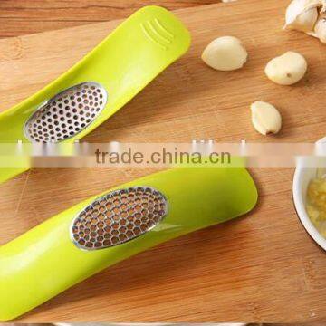 CY178 New Arrived Convient Cooking Tools Novelty Kitchen Garlic Press photo-4