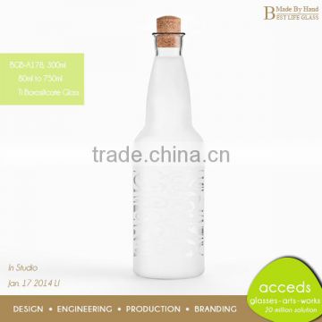 Decorative European Fancy Frosted Glass Beverage Bottles