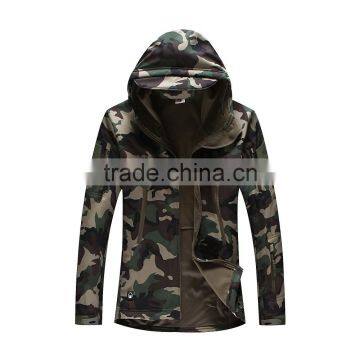 2017 Outdoor Tactical Windproof Softshell Jacket with Hood