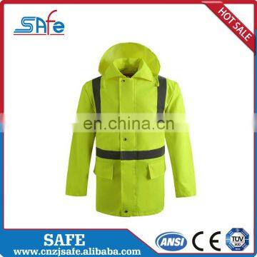 Warm reflective raincoat for running