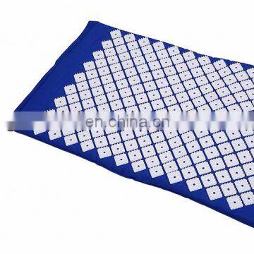 Hot sales folding pain releif acupuncture massage mat with square plastic spikes