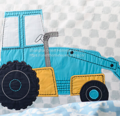 Kids quilt set