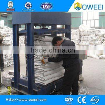 Vertical packaging baling machine