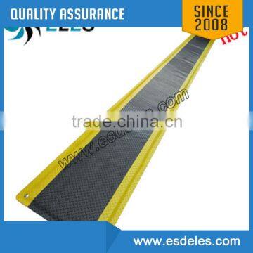 Yellow black EVA esd antistatic anti-static anti fatigue anti-slip anti-fatigue foam floor mat mats