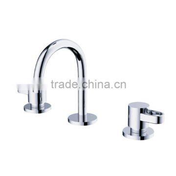 2015 popular sanitary ware hand wash basin shower faucet made in China