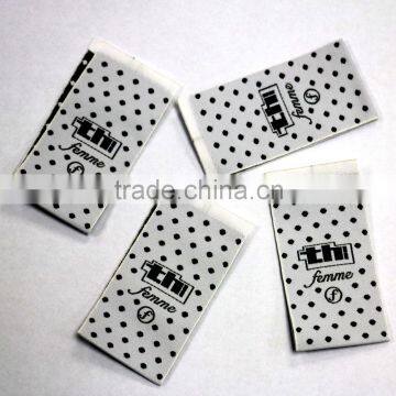 Wholesales Customized Logo Clothing Lable photo-3