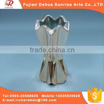 Gold plated flower corrugated ceramic craft vase