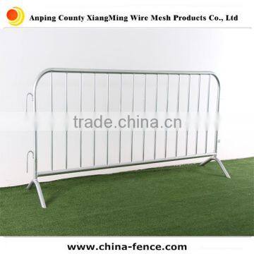 Manufacture cheap price galvanized crowd control barrier Portable for sale