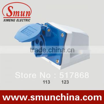 32a3p 220v wall socket