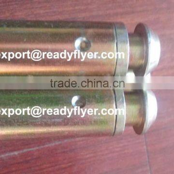 Hollow axle for dustbin container