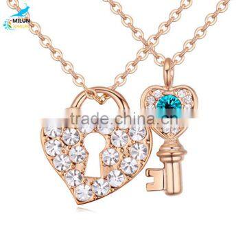 Valentine's day lovers necklace latest design of wholesale high quality heart lock and key pendant crystal necklace